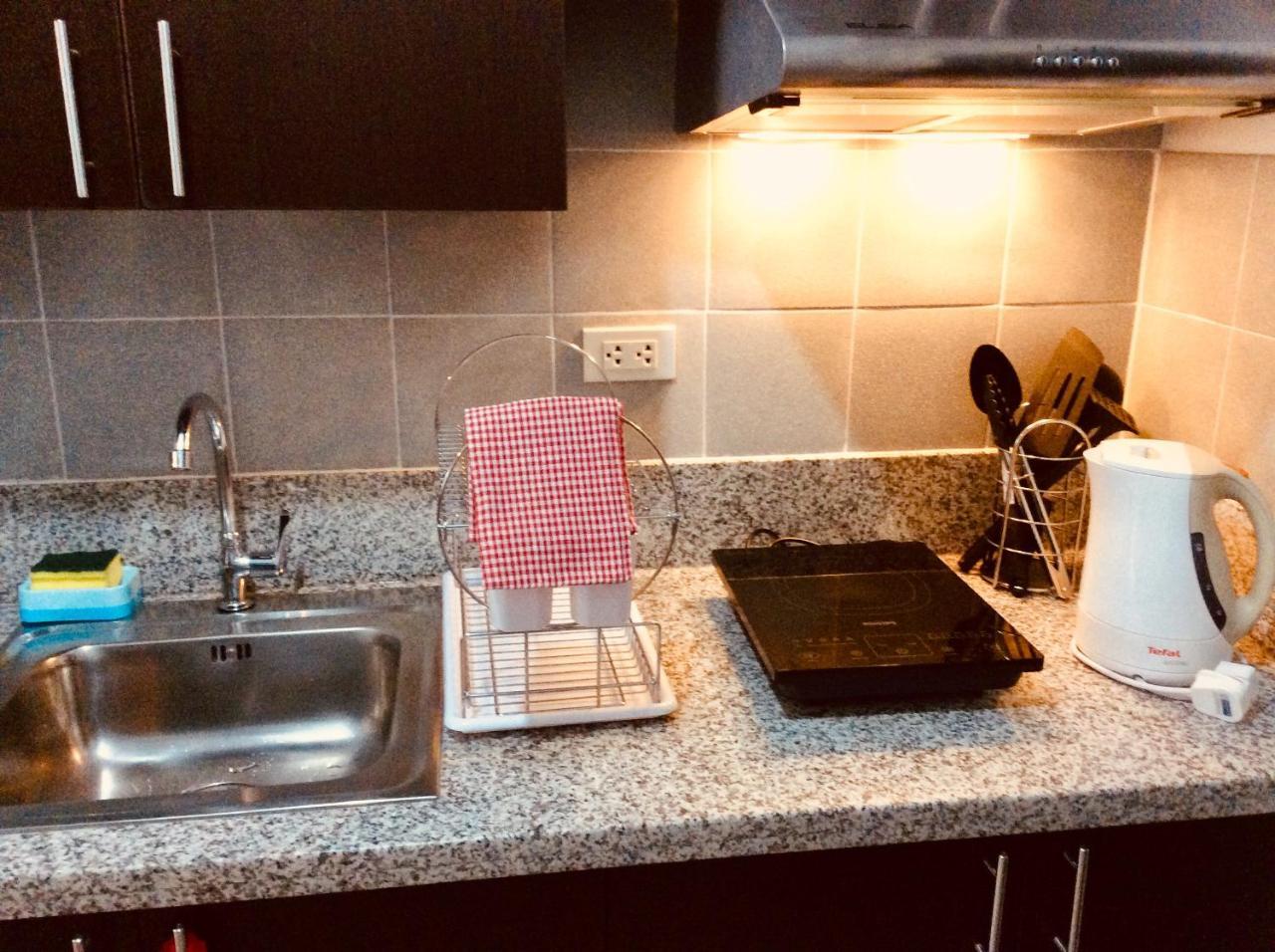 Studio Fully Furnished Manilla Buitenkant foto